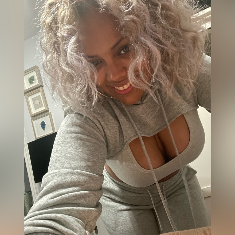 Meet your Posher, Mei-ling